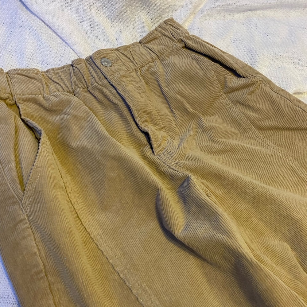 BROWN/TAN JEANS FROM FOREVER 21!